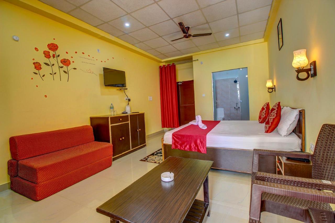 לנסדאון Hotel Himalayan View מראה חיצוני תמונה